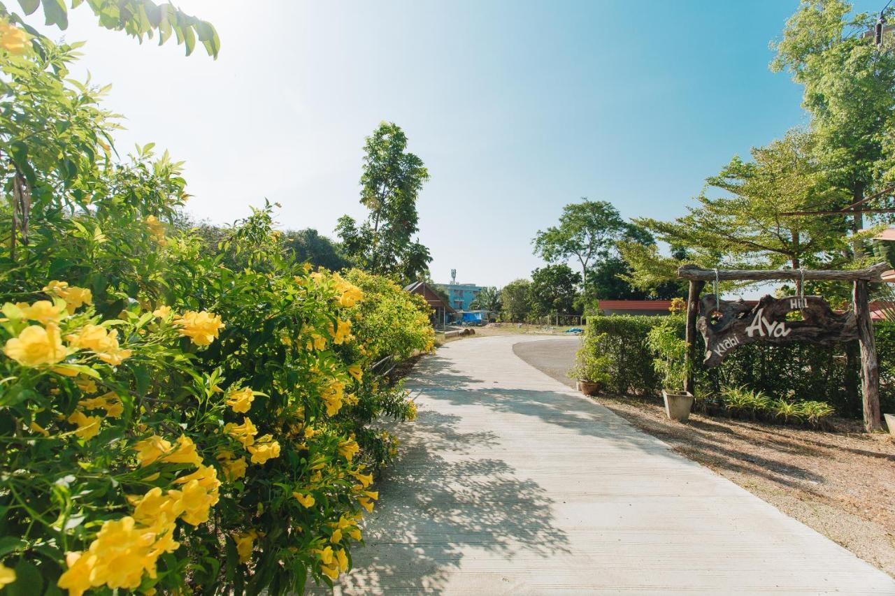 Krabi Ava Hill Hotel Exterior photo